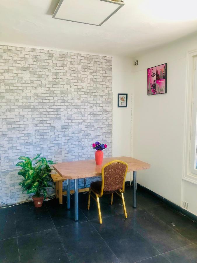 Paris Visit - Business - Tourism Apartment Creteil Luaran gambar